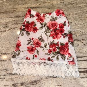 Girls Trish scully red roses skirt size 6